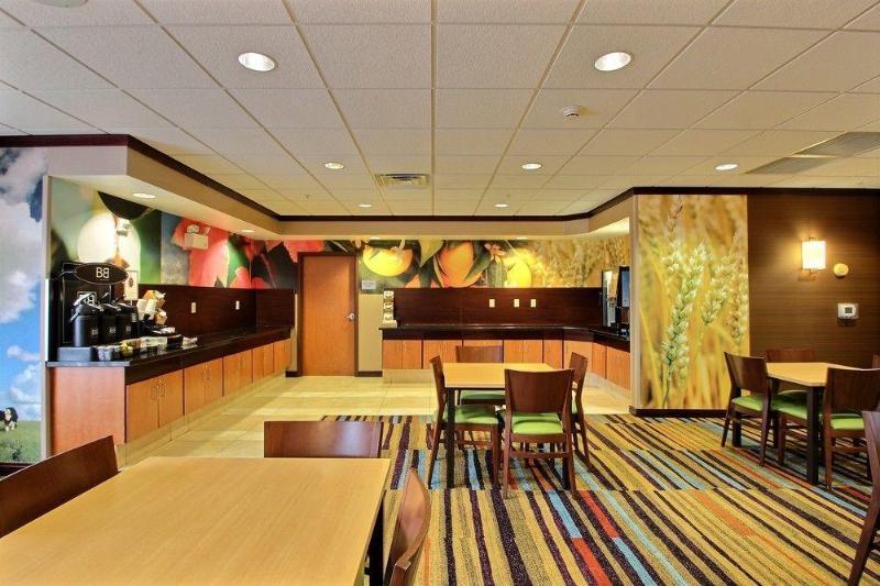 Fairfield Inn & Suites By Marriott Milwaukee Airport Oak Creek Extérieur photo