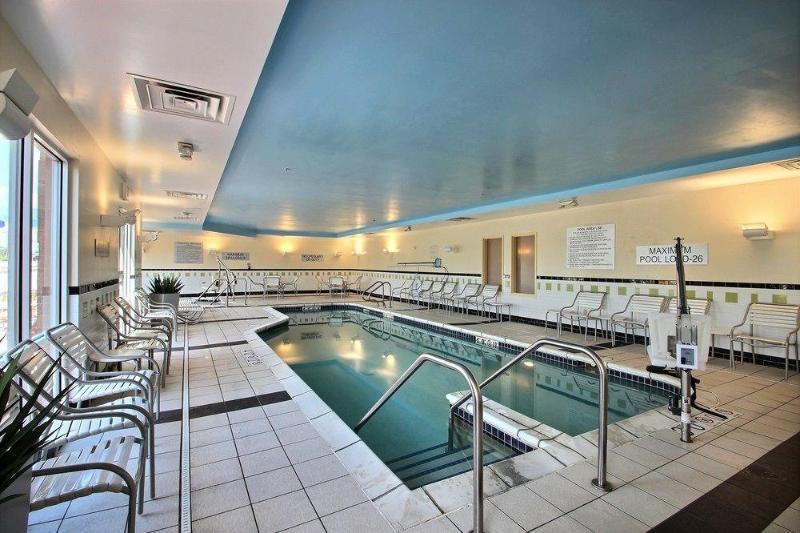 Fairfield Inn & Suites By Marriott Milwaukee Airport Oak Creek Extérieur photo