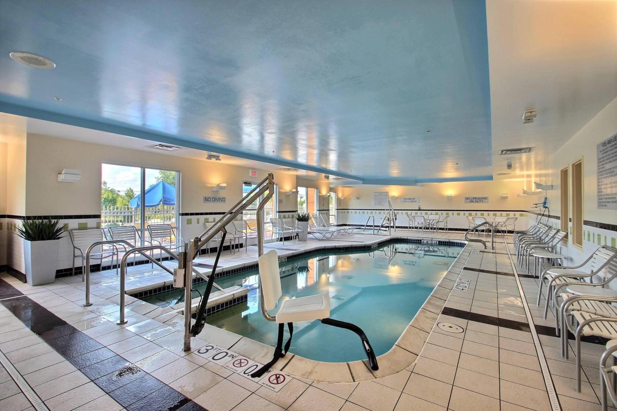 Fairfield Inn & Suites By Marriott Milwaukee Airport Oak Creek Extérieur photo